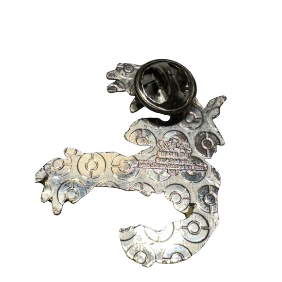 Official Pokemon  Yveltal Hat Pin‎ Lapel TCG Card Game 2016 - Picture 6 of 9